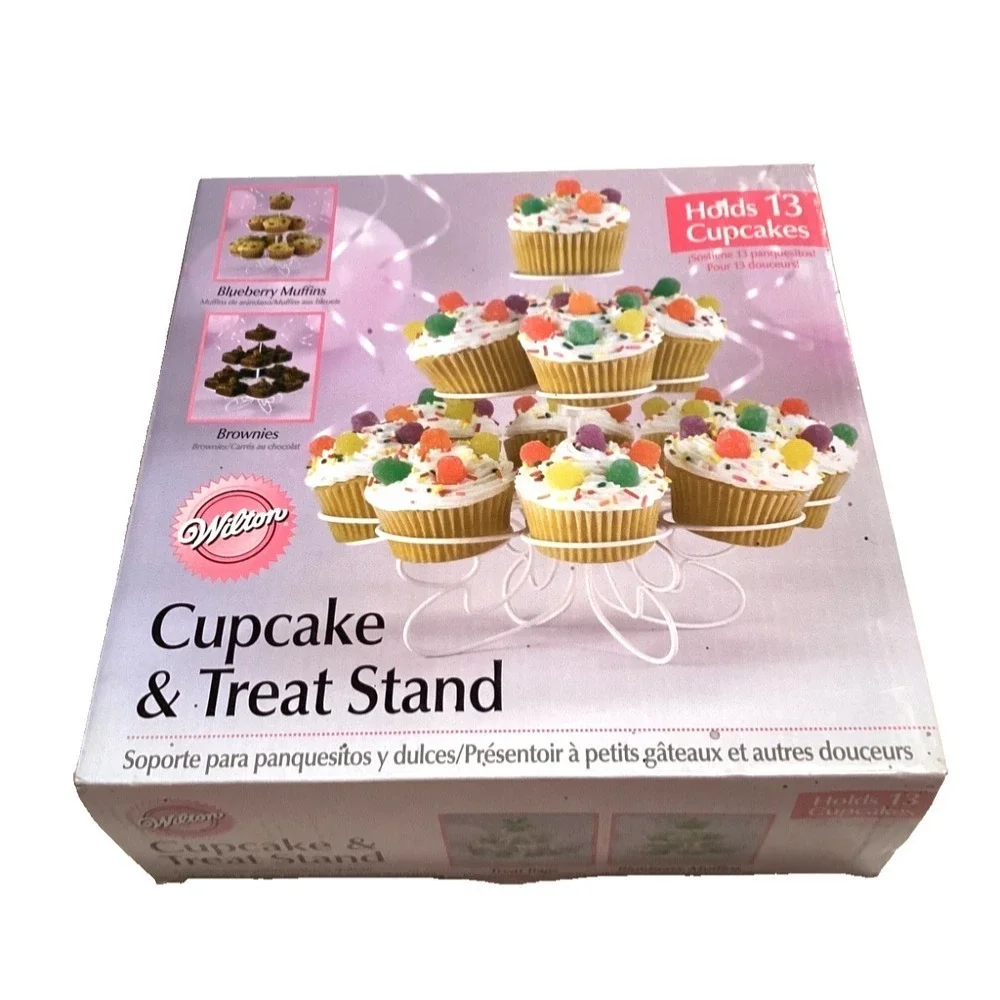 Cupcake and Treat Stand by Wilton - Holds 13 Cupcakes/Muffins. White. New in box